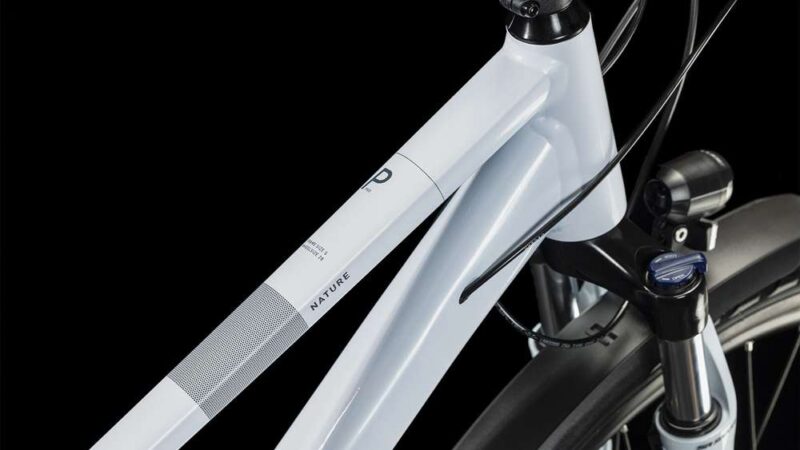 Cube Nature Pro Lady Allroad frostwhite´n´grey – Bild 2