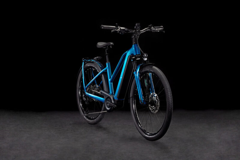 Cube Kathmandu Hybrid EX 800 Lady electricblue´n´chrome – Bild 3