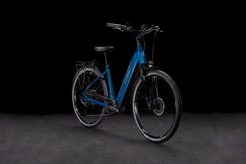 Cube Supreme Hybrid Pro 625 electricblue´n´blue – Bild 3