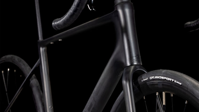 Cube Attain C:62 Race blackline – Bild 7