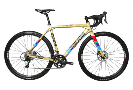 CINELLI ZYDECO LALA GRAVEL BIKE SORA 9S 700 MM BAHN